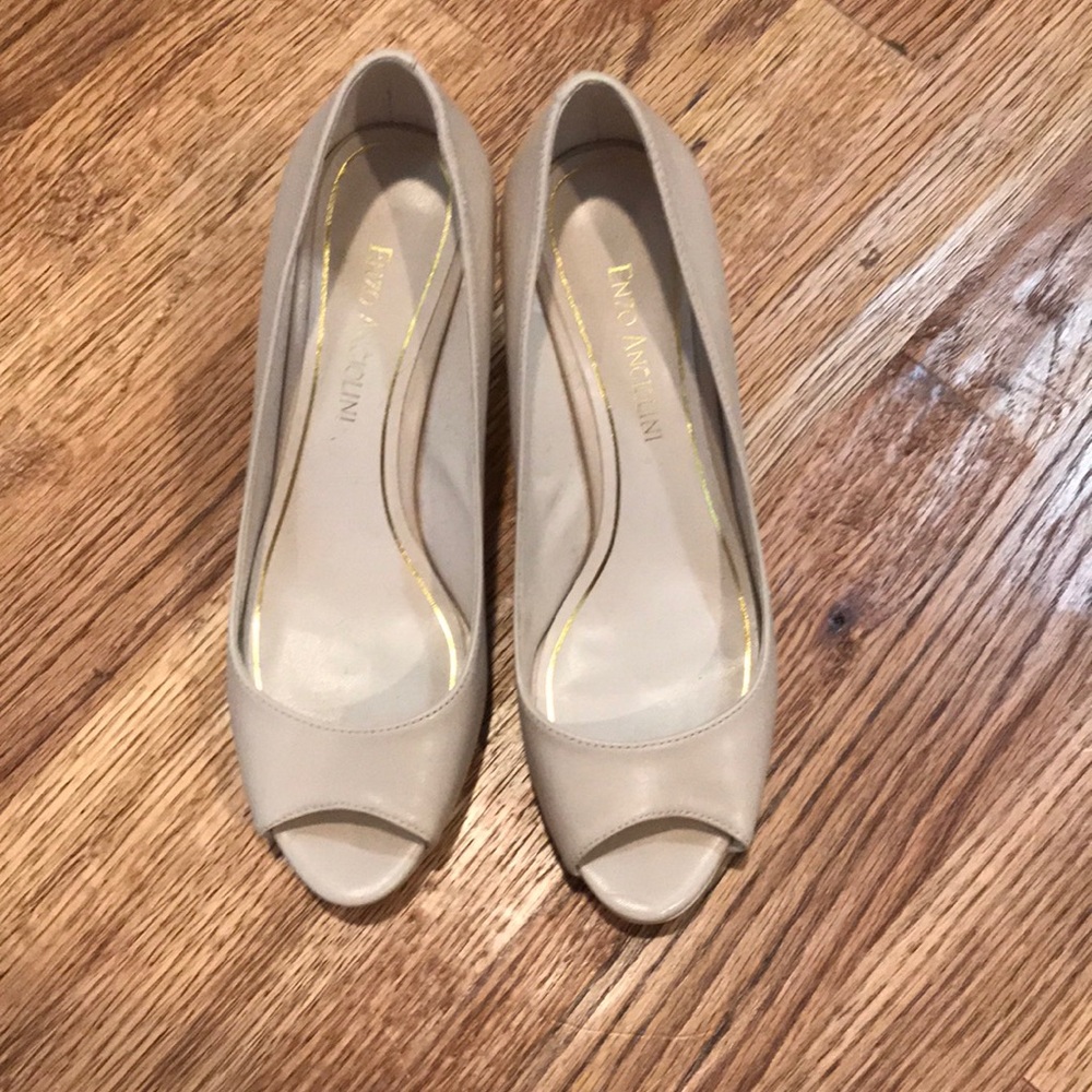 Enzo Angiolini Nude Heels